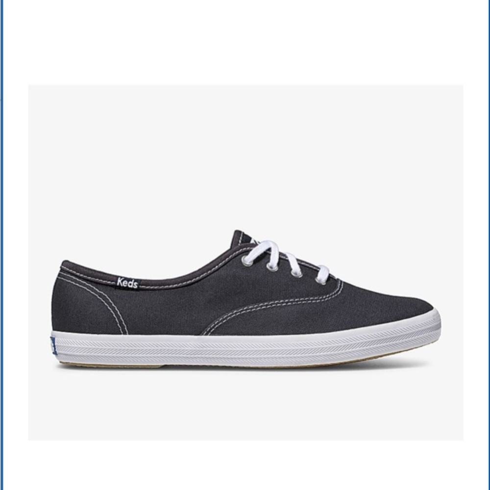⭐️Women’s Keds⭐️